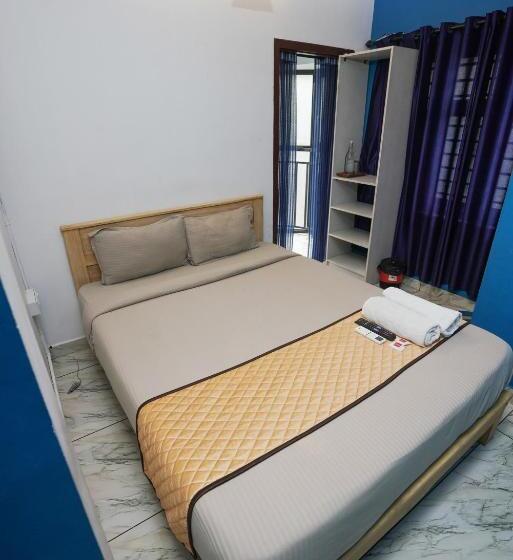 Hotel Twinn Waves Calicut