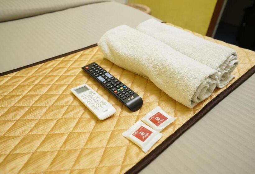 Hotel Twinn Waves Calicut