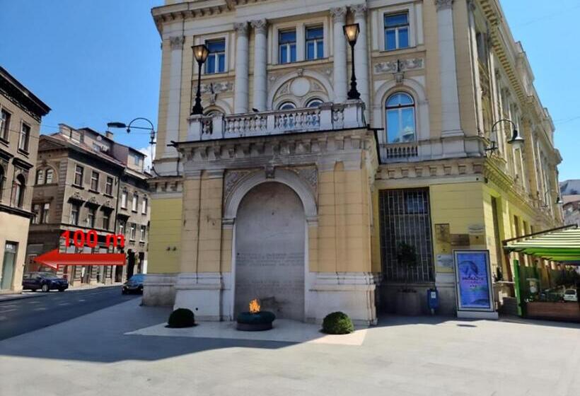 پانسیون Quiet Room With Workspace In Top Location