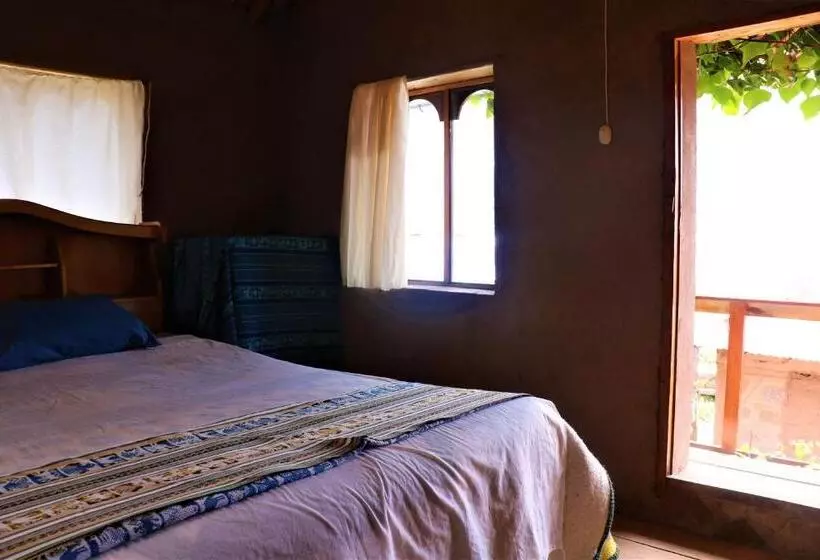 تختخواب و صبحانه Sky Lodge Taquile
