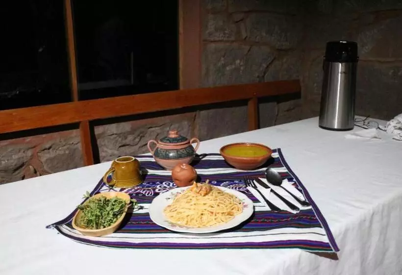 تختخواب و صبحانه Sky Lodge Taquile