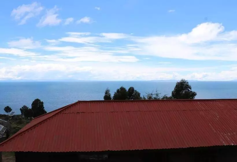 تختخواب و صبحانه Sky Lodge Taquile