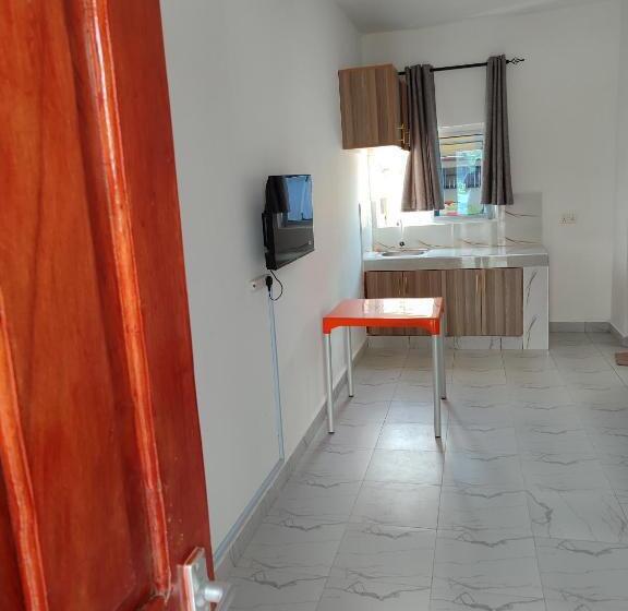 تختخواب و صبحانه Butah Gardens