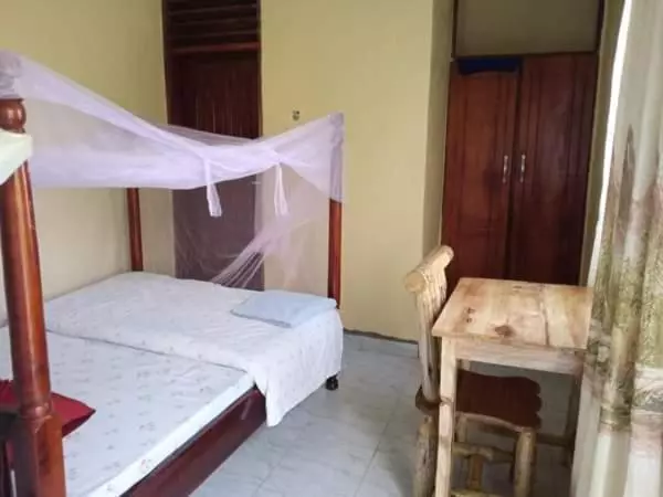 تختخواب و صبحانه Kibale Eco Home