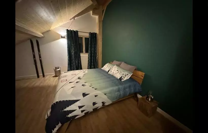 Aamiaismajoitus (B&B) Les Anthocyanes Chambre Montagne