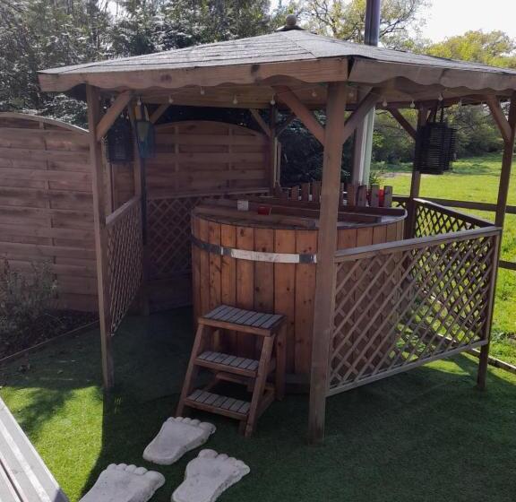 Bed and Breakfast Nedleys Glamping