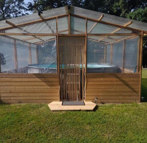 Bed and Breakfast Nedleys Glamping