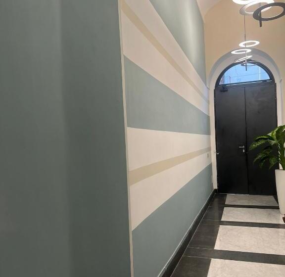 تختخواب و صبحانه Palazzo Chinial