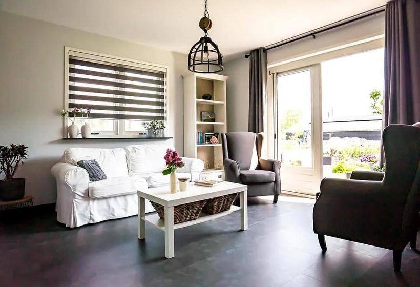 Bed and Breakfast Vakantiehuis De Hooiberg