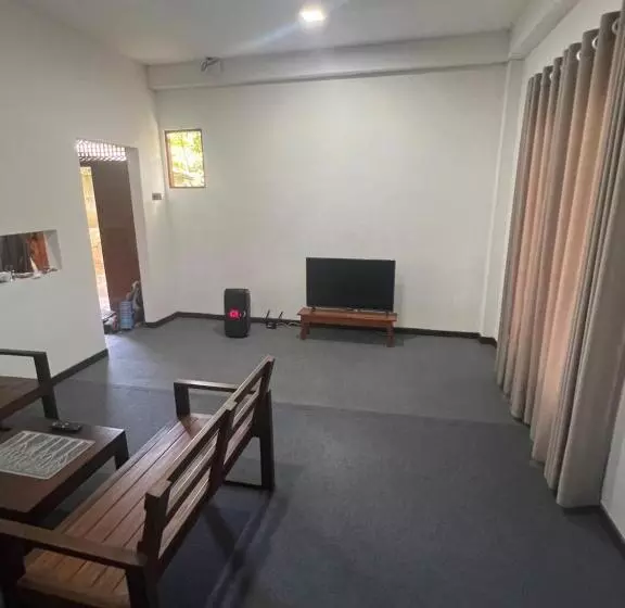 Aamiaismajoitus (B&B) Windsor House Kandy