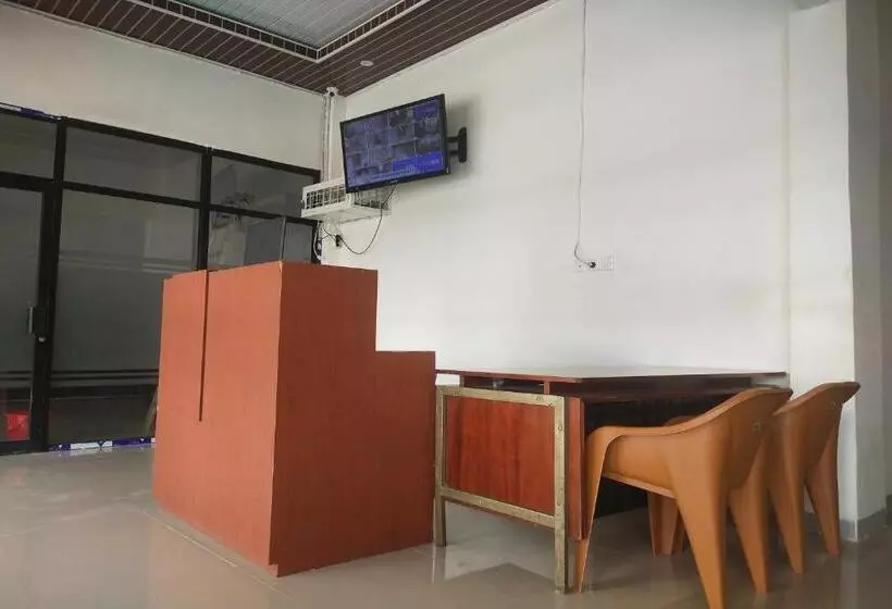 هتل Capital O 93533 Griya Denok