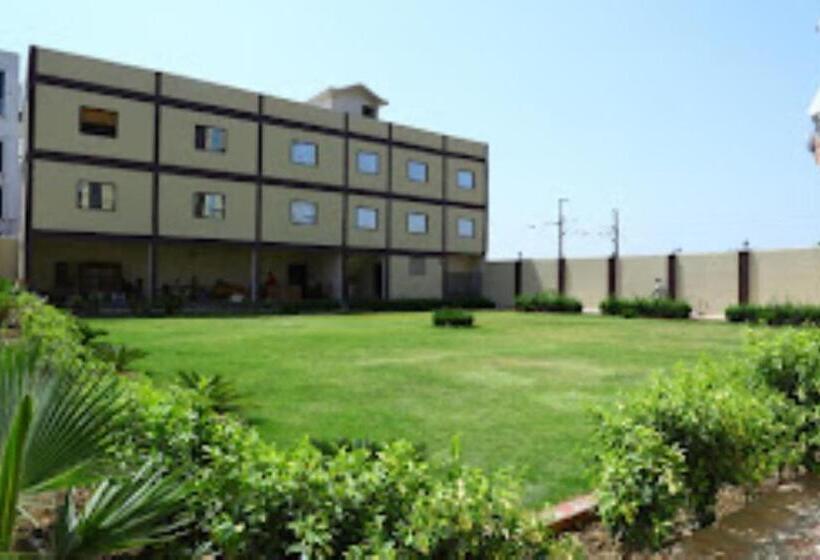 هتل Dell Inn,arsena