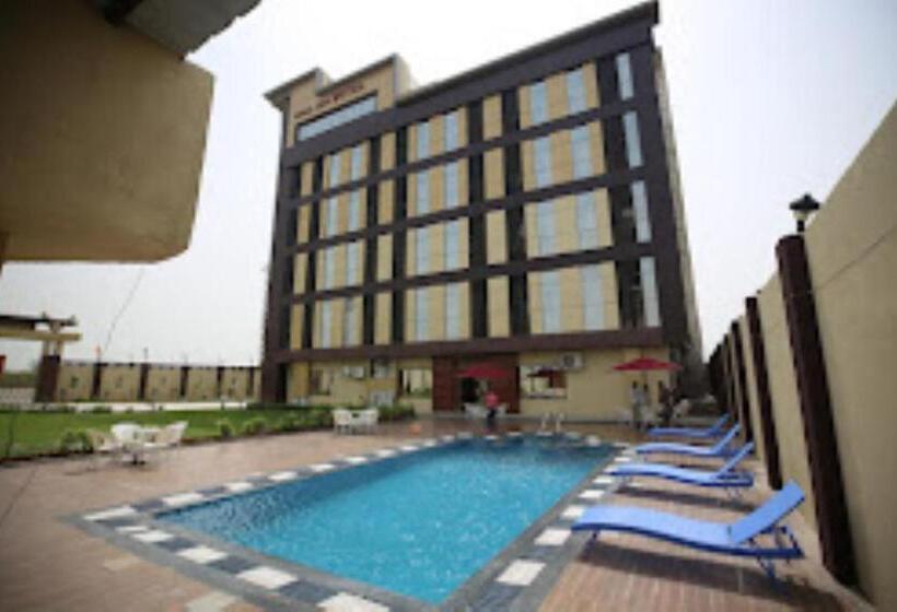 هتل Dell Inn,arsena