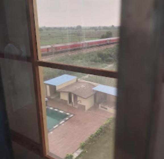 هتل Dell Inn,arsena