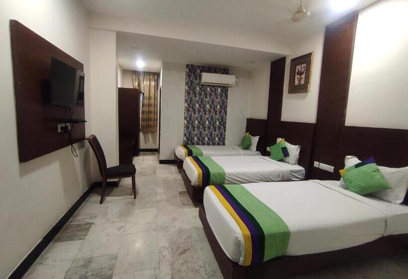 호텔 Luxury Prestige Banjara Hills City View With Complimentary Breakfast