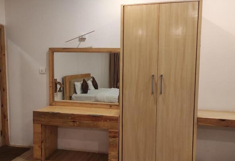 호텔 Luxury Prestige Banjara Hills City View With Complimentary Breakfast