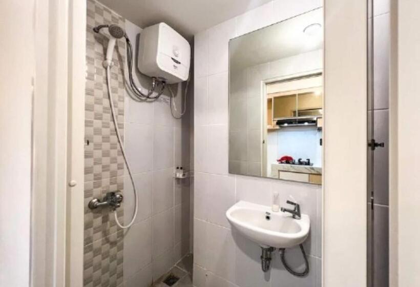 Hotel Oyo 93501 Tokyo Riverside By Tos