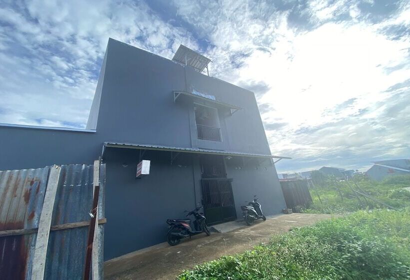 فندق Oyo 93536 Pondok Almirah