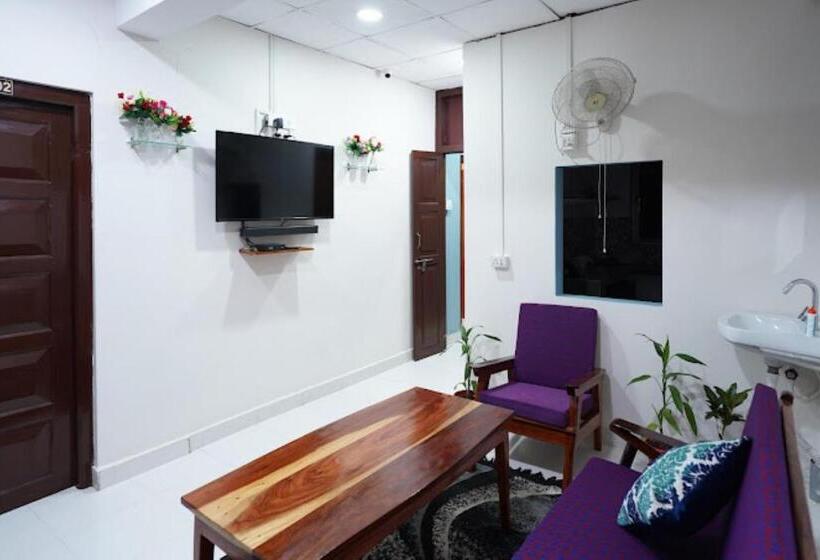 Hotel Ratnoop Inn , Junglighat