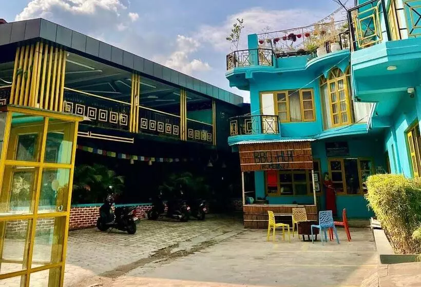 هتل Chubasha Chautara