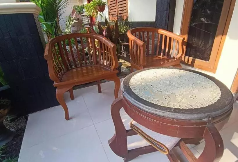 Hotelli Spot On 93527 Agus Kostel Syariah