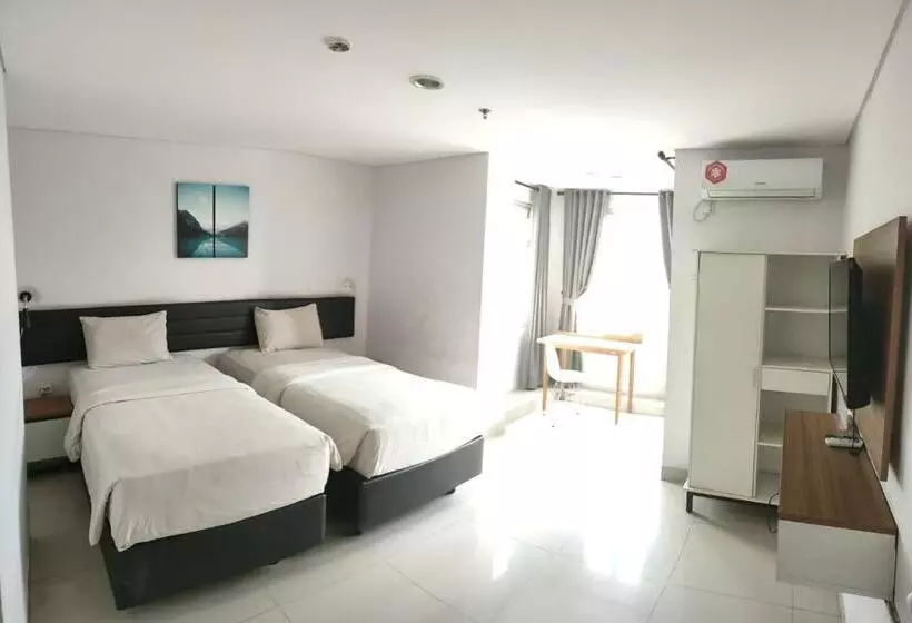 Hotelli Izi Cozi Jababeka Enviro Powered By Archipelago