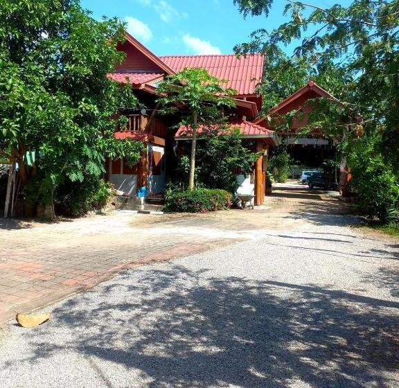 Pension ครัวป่าตันแอนด์โฮมสเตย์