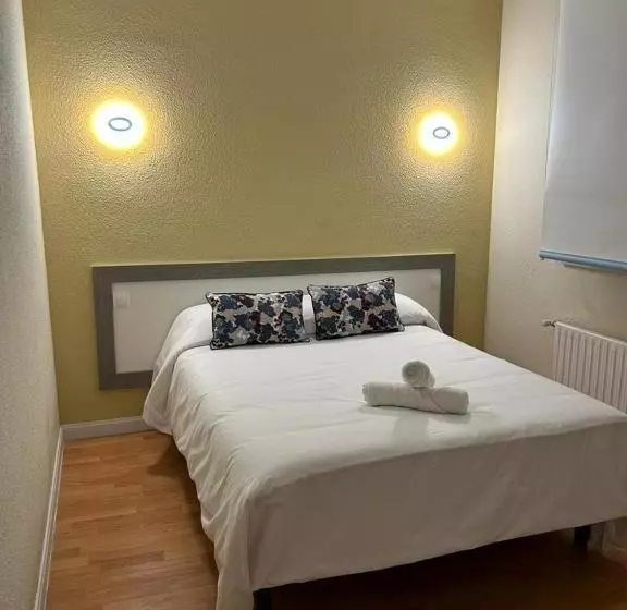 Majatalo Hostal Restaurante Posada Del Duque