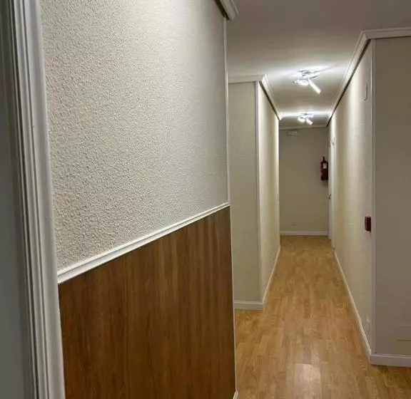 Majatalo Hostal Restaurante Posada Del Duque