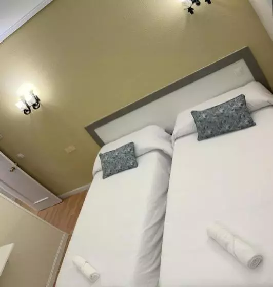 Majatalo Hostal Restaurante Posada Del Duque