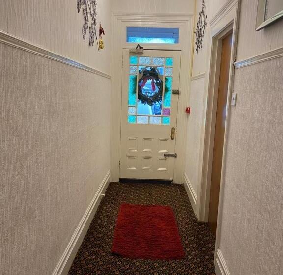 ペンション Villa Guest House