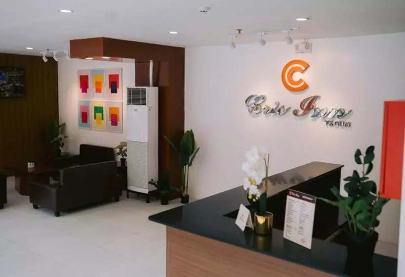 ユースホステル Cris Inn Tagum