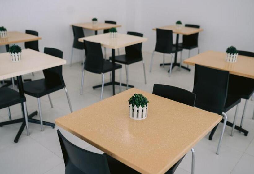 Ostello Cris Inn Tagum