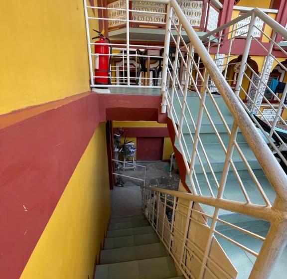 住宿加早餐  Manalo S Lodge And Restaurant