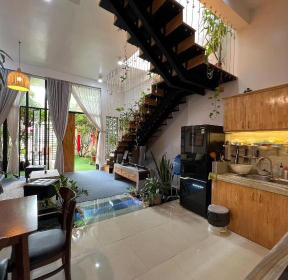 تختخواب و صبحانه Nguyễn Villa