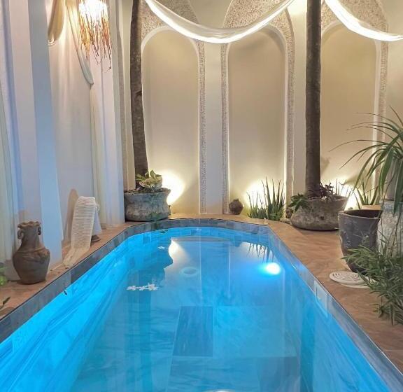 تختخواب و صبحانه Nguyễn Villa