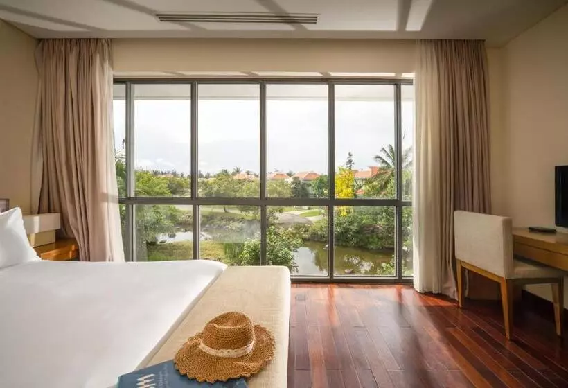 Blue Sky & Villas Beach Resort
