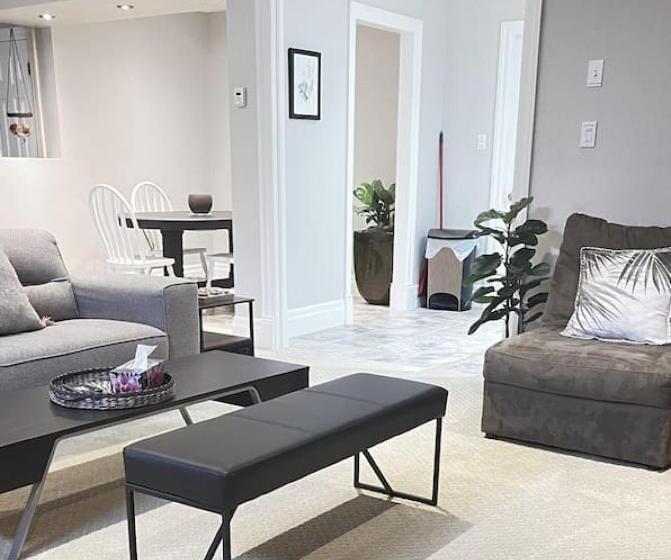 ホテル Farmhouse Apartment Guelph Elora