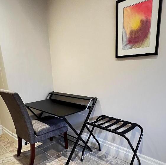 ホテル Farmhouse Apartment Guelph Elora