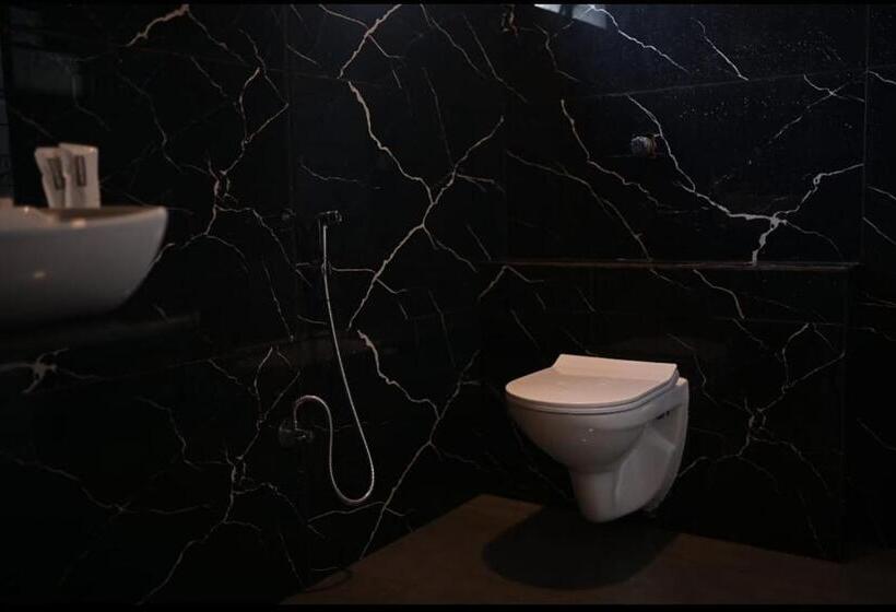 Hotel Kapila Inn Ranjangaon