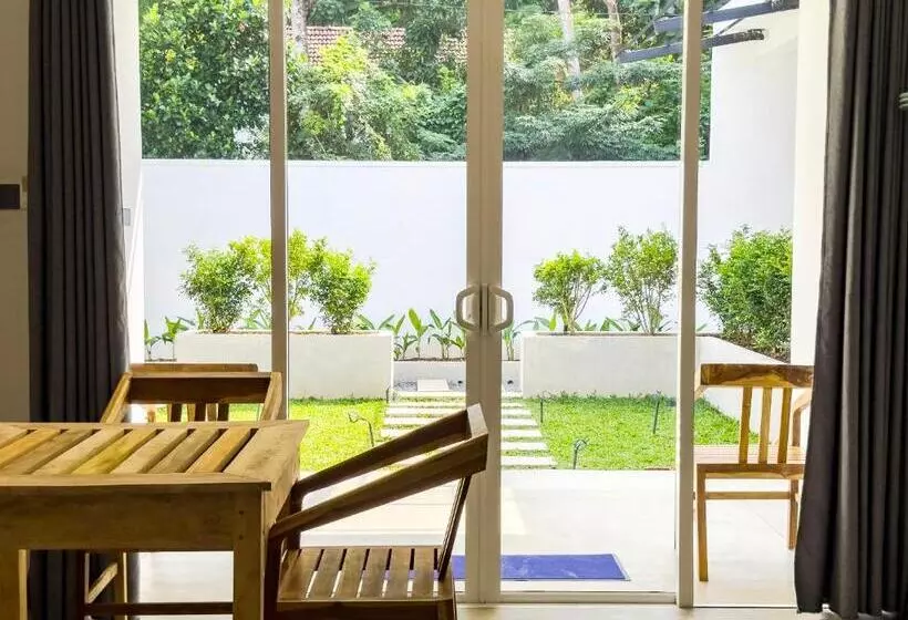 Hotelli Moringa Mirissa