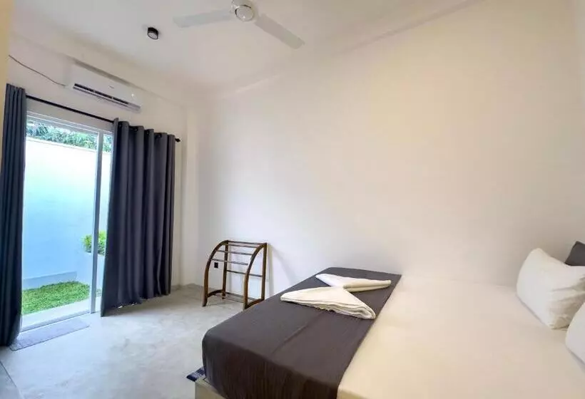 Hotelli Moringa Mirissa