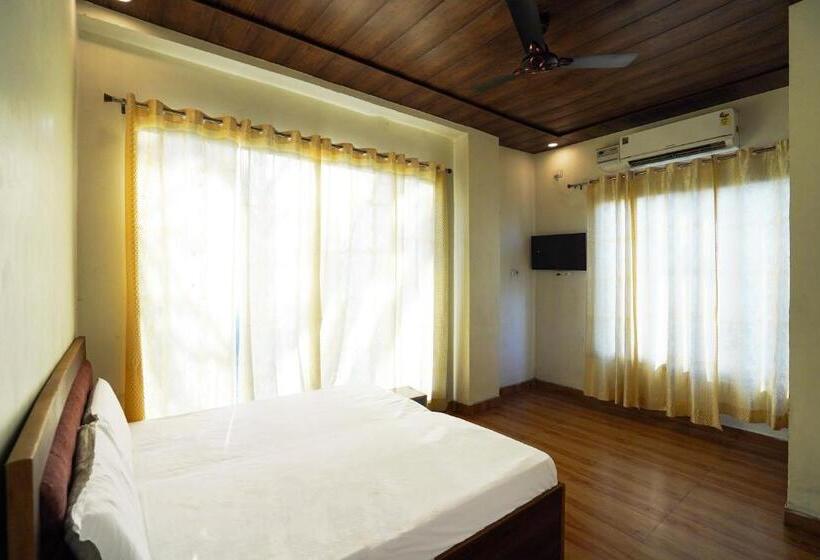 호텔 Oyo 82038 R G Farm House