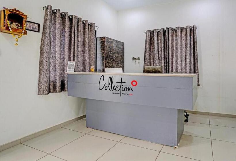 Hotel Oyo White Palace