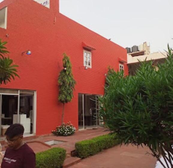 Отель Prince Tourist Lodge,fatehpur Sikri