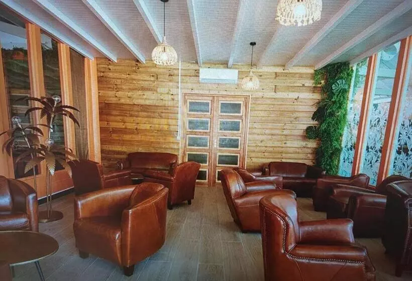 Manbana 320 Residence Kawann