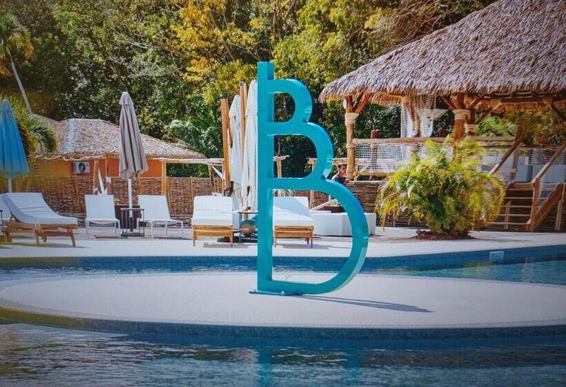 Manbana 320 Residence Kawann