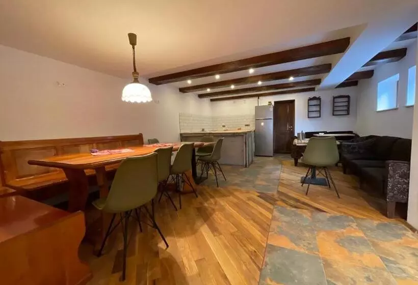 Majatalo Apartament Tisa   Cătun