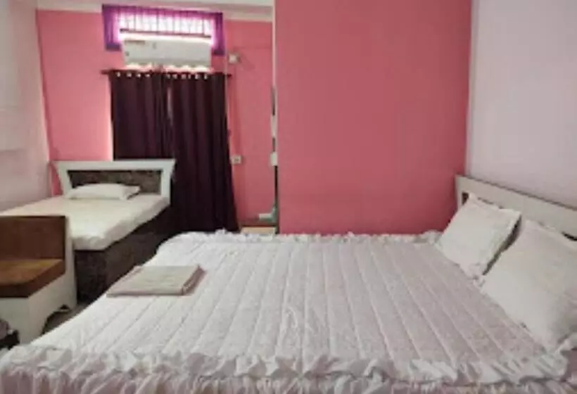 Sawkmie Hotel , Guwahati