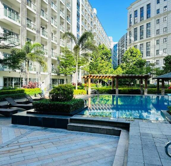 81 Newport Blvd Cluster 4 Unit B 3rd Flr By Rechelle Nunag